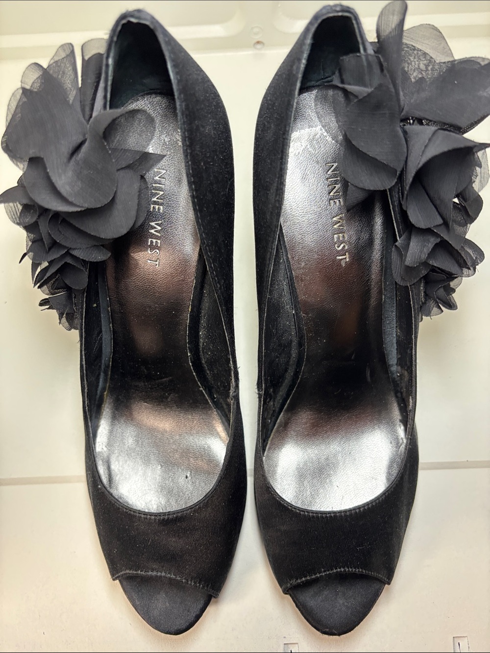 Nine West Black Floral Peep-Toe Pumps with Fabric Rosette - Picture 8 of 10